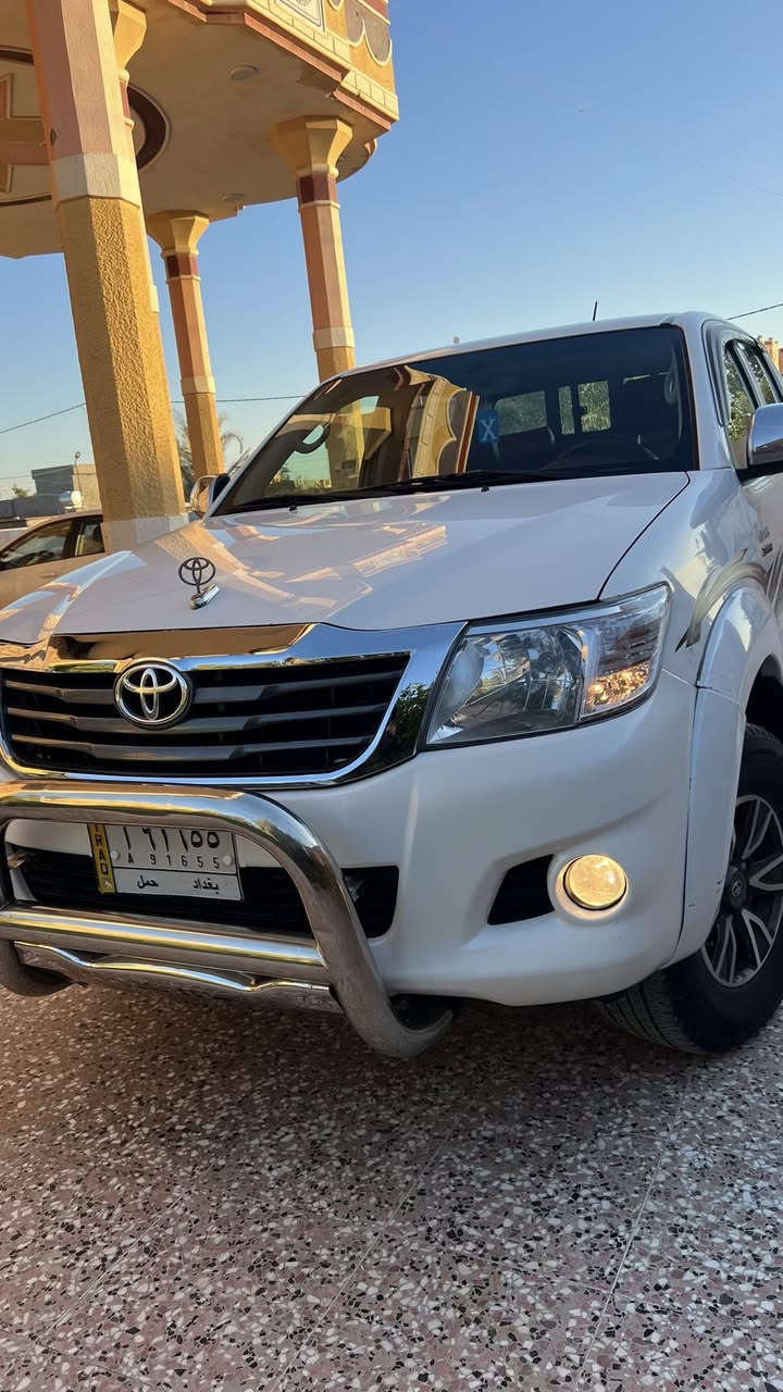 هايلكس فور ويل 2014 اوتماتيك مكفوله من الصبغ والتبديل عدا الدعاميه الأماميه مبدله محرك مفتوح لا تنقيص ولا تبخير 
السعر 205
***********
