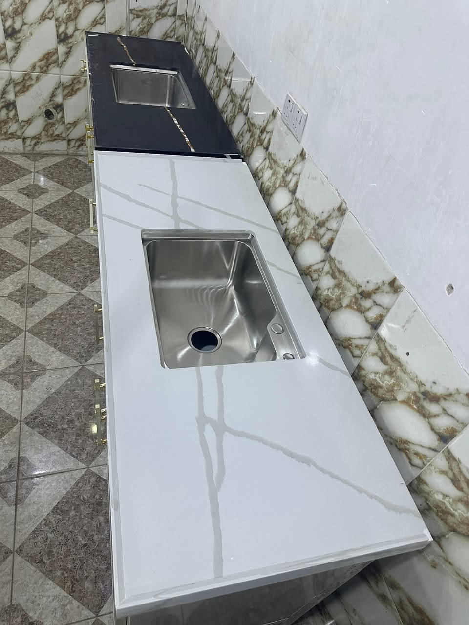 التاميم ركن آلمدينه معرض اثاث بيم
***********
