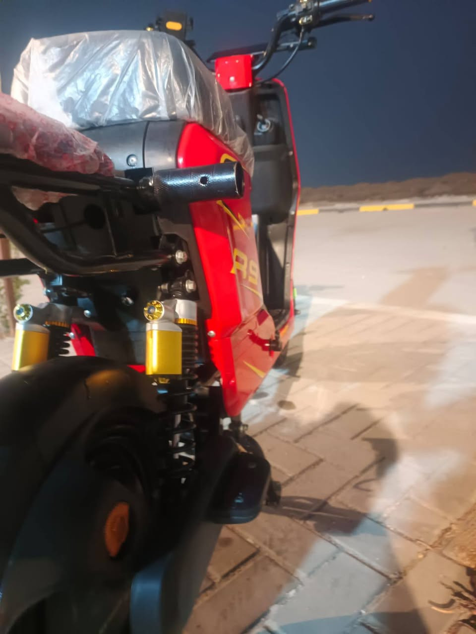 دراجه R9 مديل 2025 للبيع المكان البصره الحيانيه للتواصل واتساب ***********
