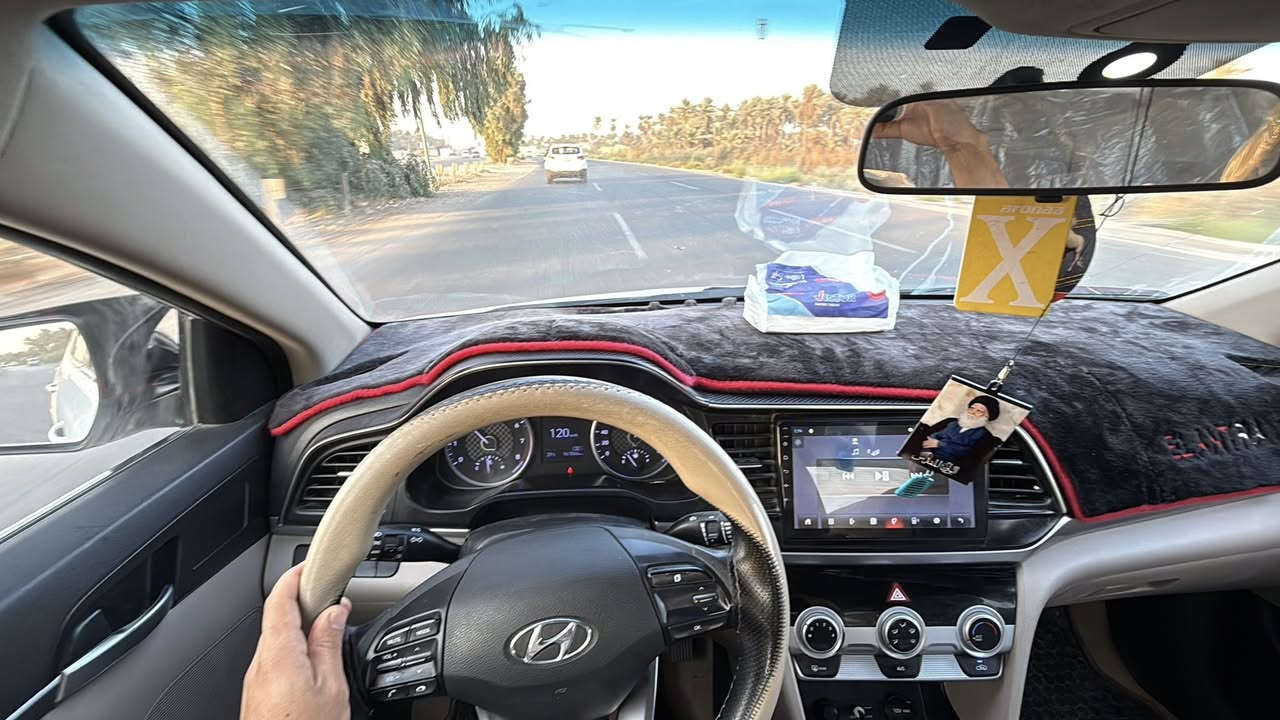 السلام عليكم اخوان 
النترا ١٩ خليجي 
محرك2000
بيها قطعتين 
مكاني محموديه 
‭٠٧٨٠ ٣٦٢ ٥٤٣٥‬
***********
