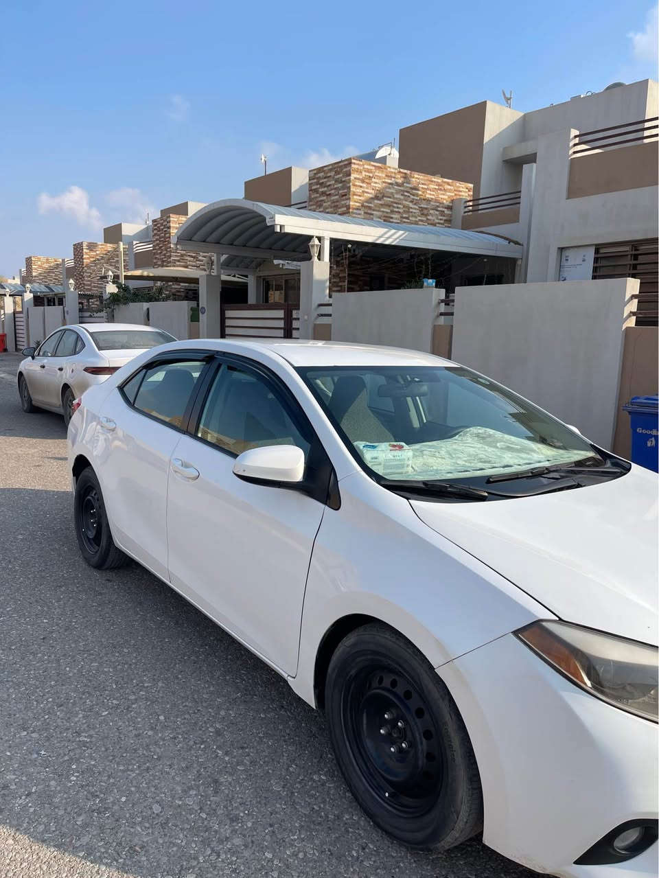 كوريلا le ٢٠١٦ 
الضرر قطعة وحدة (مبدل بونيد) 
وبعض الملاحضات كما موضح بالصور 
رقمها أربيل 
العنوان كركوك 
السعر ١٣٥ وبيها مجال 
*********** كركوك, العراق
