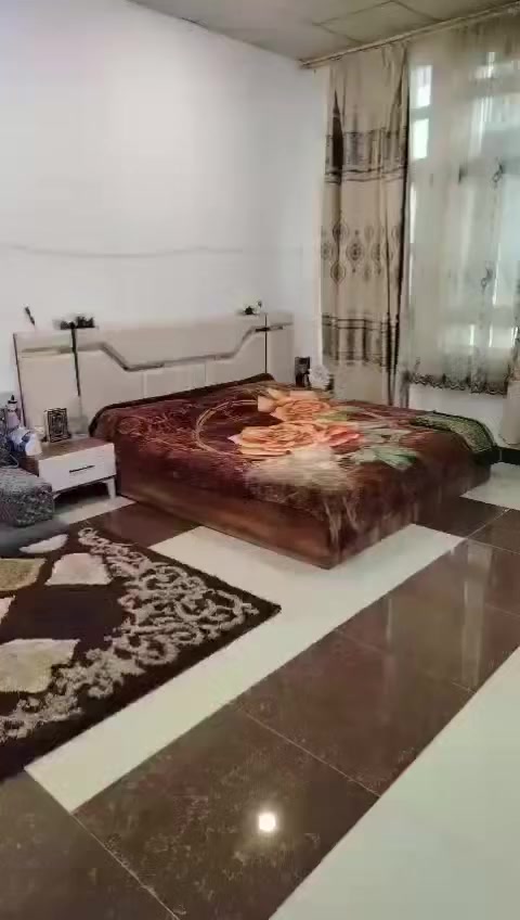 السلام عليكم مكلف بالنشر
غرف نوم للبيع
غرفه ٥ قطع
الغرفه الثانيه ٨ قطع


**إذا كنت صاحب هذا الإعلان وتريد حذفه لأي سبب، رجاءا أرسل رسالة إلى الدعم الفني**