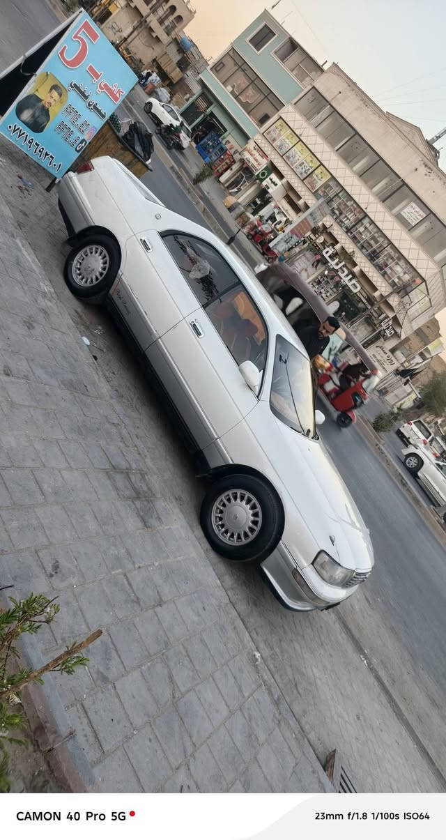 سلام عليكم بطه مديل ١٩٩٥ منفصل 
سياره جاهزه وجديد مكينه كير تبريد جديد 
تخم تاير غرفتها جديده تراي وين متريد 
سياره بسمي تحويل مباشر مكفولة كص نقل جثه مكفولة من عيب شرعي سياره مال بيت جاني بل عافيه لصير من نصيبه 
عنوانه بغداد مدينه الصدر ***********
