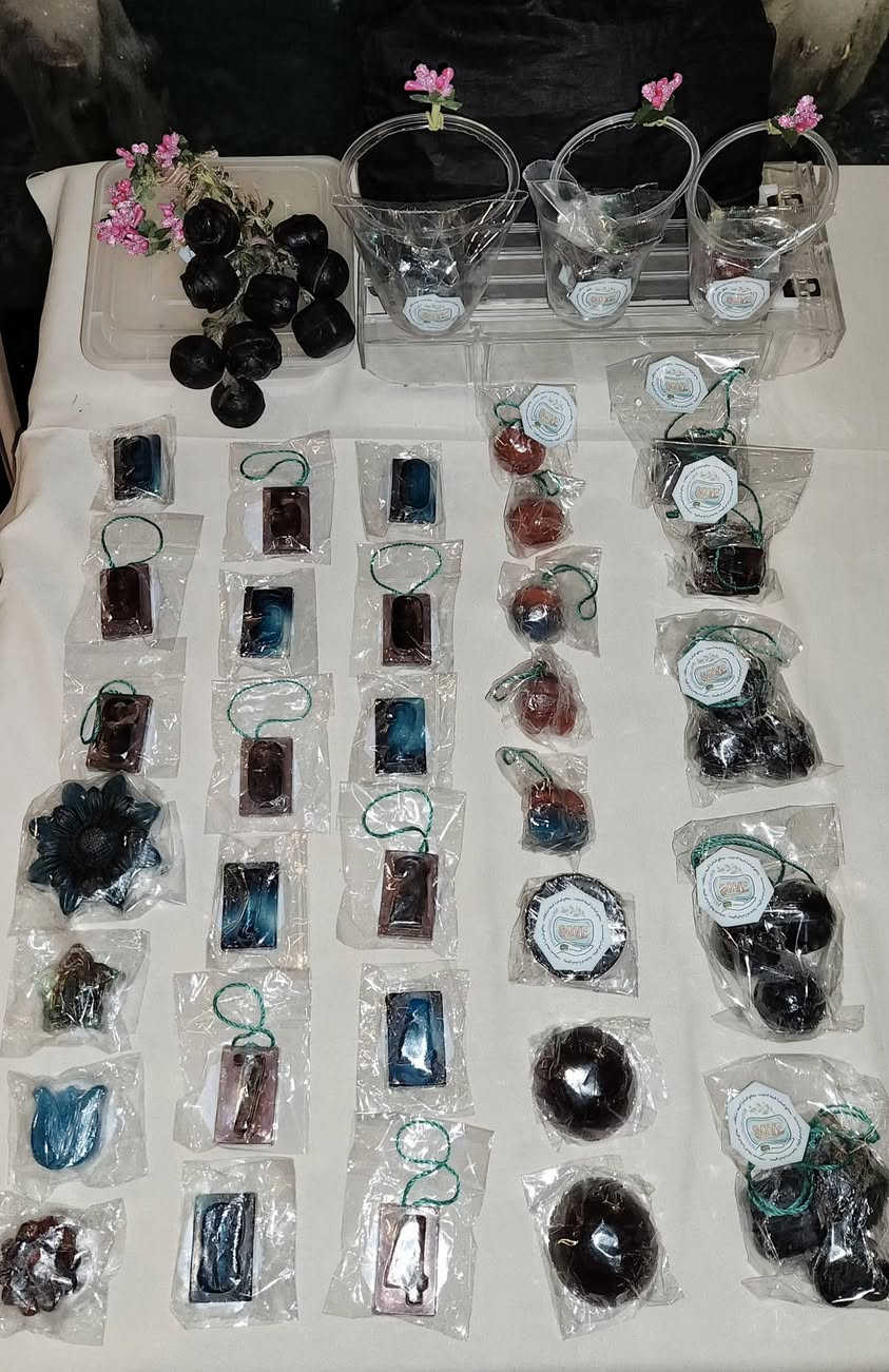 اليكم صابونة البشرة العلاجية مفيدة جدا 🛡

صابونة سوف العجيبة لمعالجة البشرة الدهنية 

صابونة سوف العجيبة لمعالجة البشرة الحساسة 

صابونة سوف العجيبة لمعالجة البشرة فيها الحبوب 

صابونة سوف العجيبة لمعالجة البشرة فيها تشققات 

صابونة سوف العجيبة لمعالجة البشرة فيها تصبغات 

استخدامها امن لكل على البشرة للكل الكبار والصغار🧼

للطلب الاتصال الان وخليك مرتاح بعد الأن 

للاتصال واختيار اقل كمية ٣ قطع كبيرة ووسط وصغيرة 

او اختيار صابون ٦ قطع نص درزن كبيرة ووسط وصغيرة 

او اختيار صابون ١٢ قطعة درزن تشكيلة حلوة كبيرة ووسط وصغيرة 

 0774 667 0618
