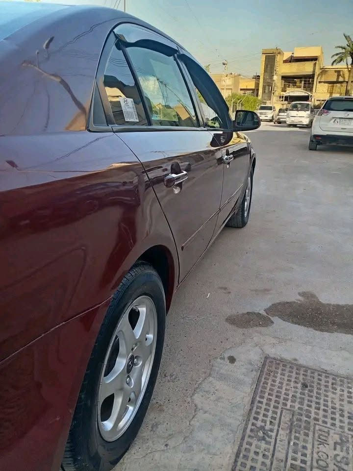 بعد التحيه والسلام
سوناتا وراد أمريكي 2008 كلين بدون حادث
رقم بغداد دولي هزه جديده 
حجم المكينه V63300
كير ومكينه مكفولات حاويه
تبريد ثلج حداديه جديده
تخم تاير باتري جديد
كهربائيات كلهه شغاله
كشن سايق كهرباء 
صبغ احزام جماليه بدون معجون 
سياره جاهزه وحلوه واحلئ بالواقع 
سياره جاهزه وحلوه وبالعافيه الياخذهه 
اخوان بيع فقط السعر 92$
مكاني بغداد البلديات
للاستفسار الاتصال ***********
