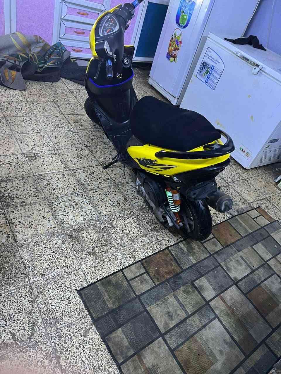 دراجه ماكس للبيع نضيفه %١٠٠كلشي بيها يشتغل وبيها مجال السعر ٦٠٠ /***********
