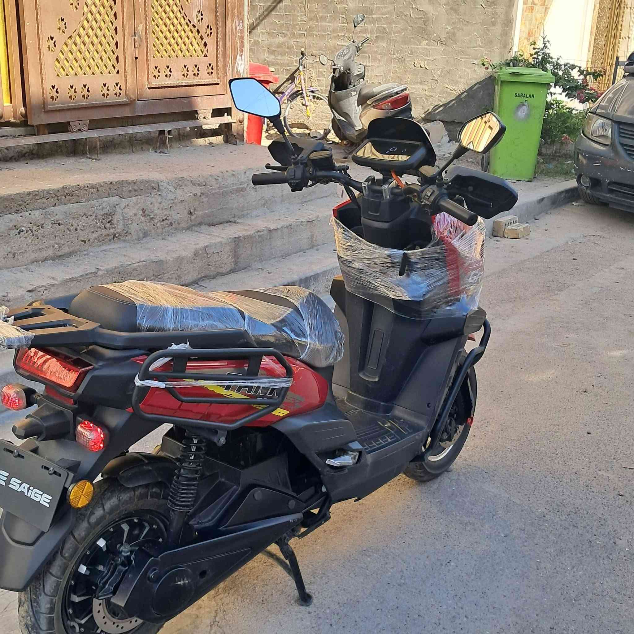 السلام عليكم البيع درجه باجي فوول بطاريات 6مسطره كبار درجه جديد  صار شهره فقط  شخط مابيه البيع  با الوضع شركه تمشي 120كليو سعره مناسب  مليون با100بيه مجال  مكاني بغداد حي الجهاد  رقمي. واتساب  فقط *********** مواصفات معروفه بصمه اثنين سويج  2 شراي  ينتصل واتساب  ويدله مديل 2026
