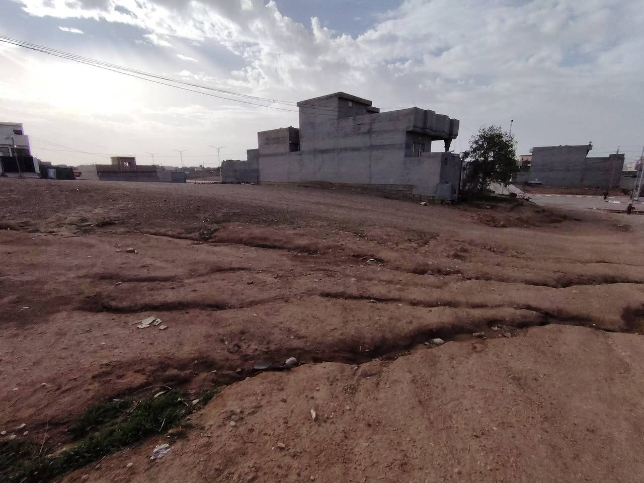 بسم الله الرحمن الرحيم
السلام عليكم ورحمة الله وبركاته
يعلن مكتب علي الصميدعي للاستثمار العقاري
عن توفر قطعة ارض للبيع #طابو_صرف المساحة ١٥٠ متر العرض ٧ونص متر النزال ٢٠متر الموقع حي الاعتراضات قرب مجمع اورانوس تبعد عن السايدين الجديد ٤٠ متر ارض عدلة كما موضحة بالصور وامام القطعة حديقة عامة حسب المخطط العمراني ٠٠٠ للاستفسار عن السعر وباقي التفاصيل الاتصال على الارقام التالية او مراسلة الصفحة :
📞 *********** متوفر واتس اب
📞 *********** متوفر واتس اب
او زيارة مكتب علي الصميدعي للعقار الكائن في ديالى ٠ جلولاء ٠ حي الشهداء ٠ مقابل اتحاد شباب جلولاء ٠ ودائرة التقاعد ٠
