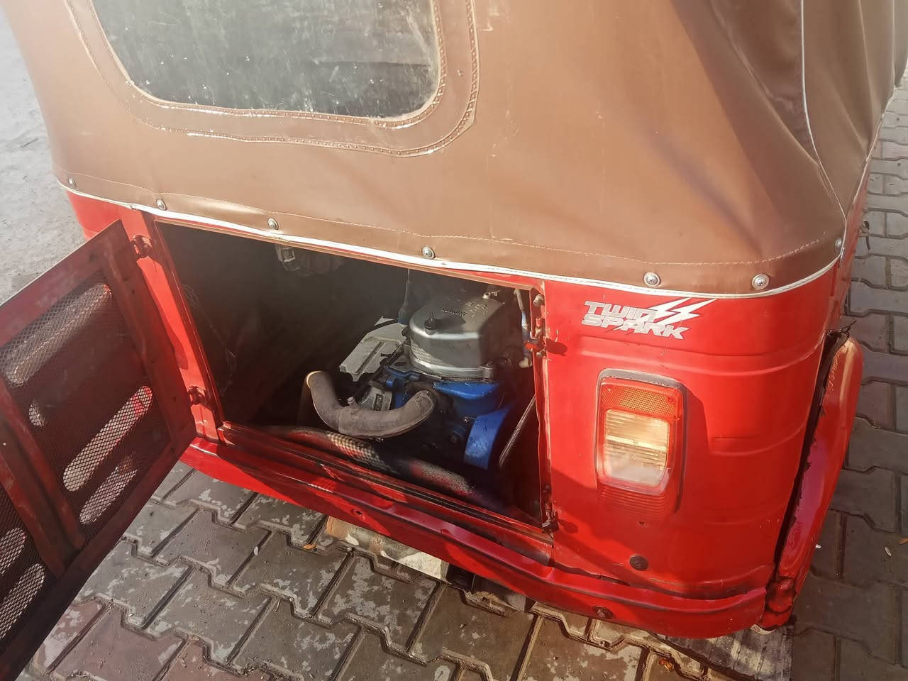 *********** /2018 / سعر 4250 تكتك بيها ضربات ومعمره سكن بغداد الشعب رقم بغداد دولي
