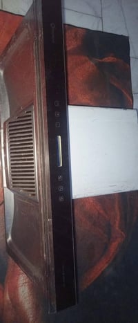 مرشحة داخليه استعمال قليل مع ملحق جديد للبيع السعر 250 اتصال 077768628...