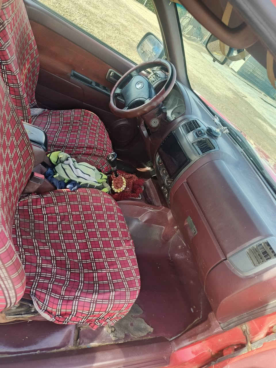 كريت ول 2012 للبيع كفاله عامه
السعر 62 وبيها مجال ..... 
مكان واسط الصويره للتواصل 
***********
