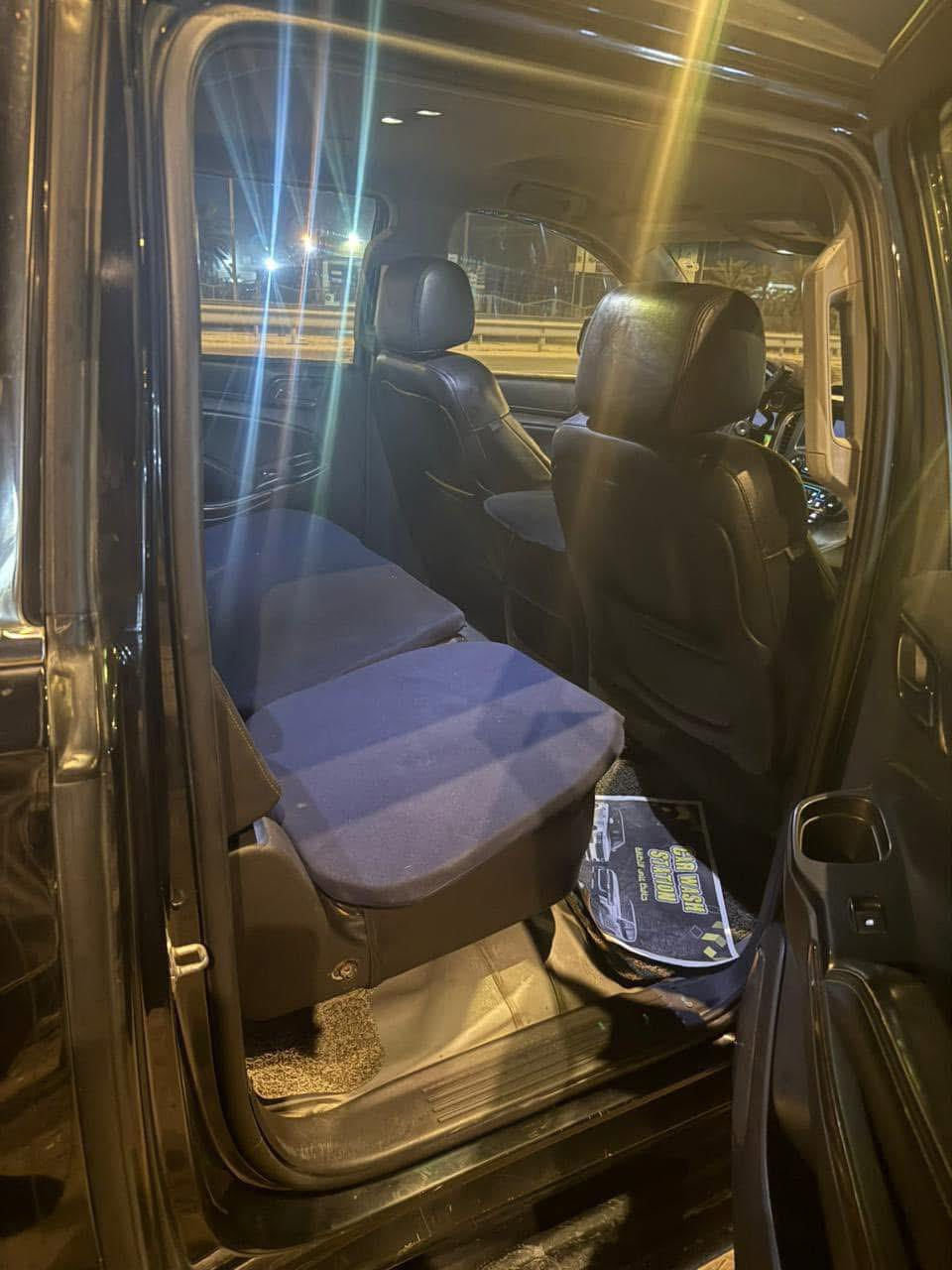 تاهو 2015 خليجي كلين رقم اربيل اجره
مكاني كربلاء 
***********
السعر ٣٠٠ وبي مجال
أو مراوس بسياره صغيره
