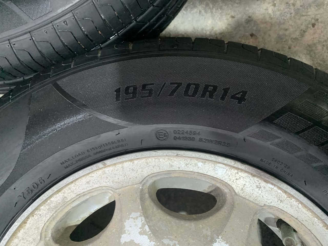 زوج ويل كب دايو برنس اصلي مع  تايرات جدد انتاج 2025 نضافة 90 %
السعر 100 الف العنوان بابل الحصوه  ***********
