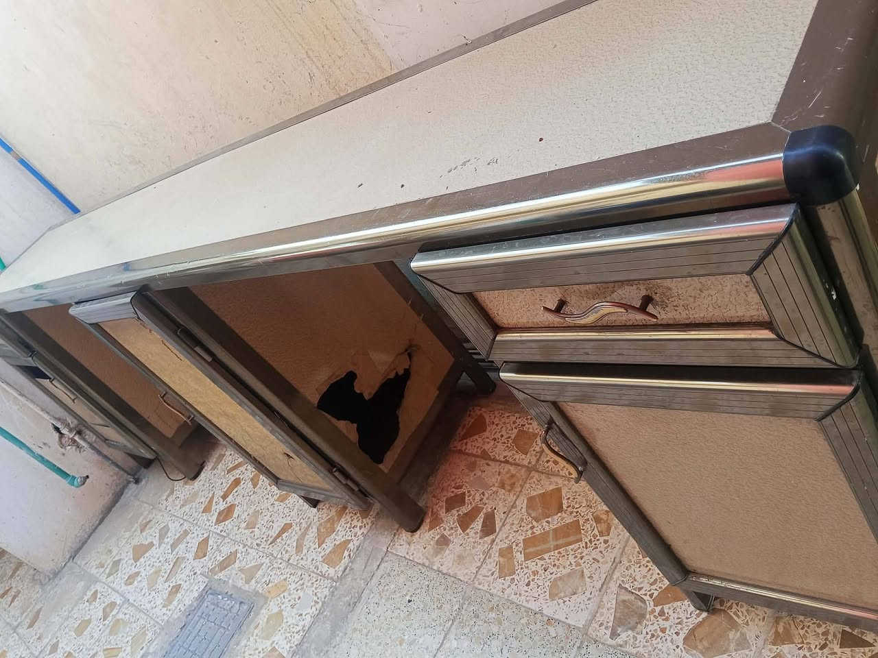 ميز ومرايه مستعملات قيم واخذ العنوان بعقوبه بهرز


**إذا كنت صاحب هذا الإعلان وتريد حذفه لأي سبب، رجاءا أرسل رسالة إلى الدعم الفني**