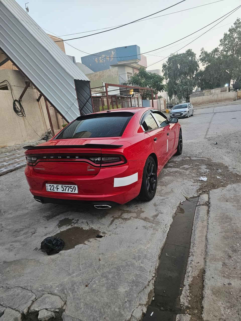 جارجر 19 خليجي جديده جدأ كل نقص مابيها جاهزه مجهزه  بيه قطعتين صبغ  لغد جهة الصدر كد شبر فقط تعديل بارد هم اقل الشبر بصيط جدا بس لازم اذكره الباقي كفاله   سونار موجود ماشيه 90 الف مكاني بابل  6 سلندر 3600 تو ويل  السعر قفل 220 او مراوس حسب القناعه
***********
