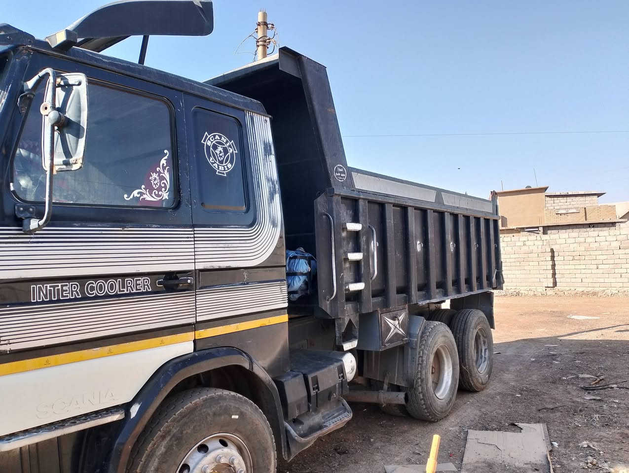 السلام عليكم
قلاب سكانيه
142 بل سنويه
محرك المشدود عليها 12 ونص
محرك بي بخار بدون صرف
كير 5/5 نمره 4 تفلت
سنكل عضله
تدفئه  
تبريد
دشبول عدل
تواير جديد
وايرمنيه كامله
رقم نينوى دولي
شرط التحويل
حصه كاز بيها
صبغ اوربي
العنوان موصل
السعر اتصل و تدلل
واتساب عل هاذه الرقم ***********
***********
