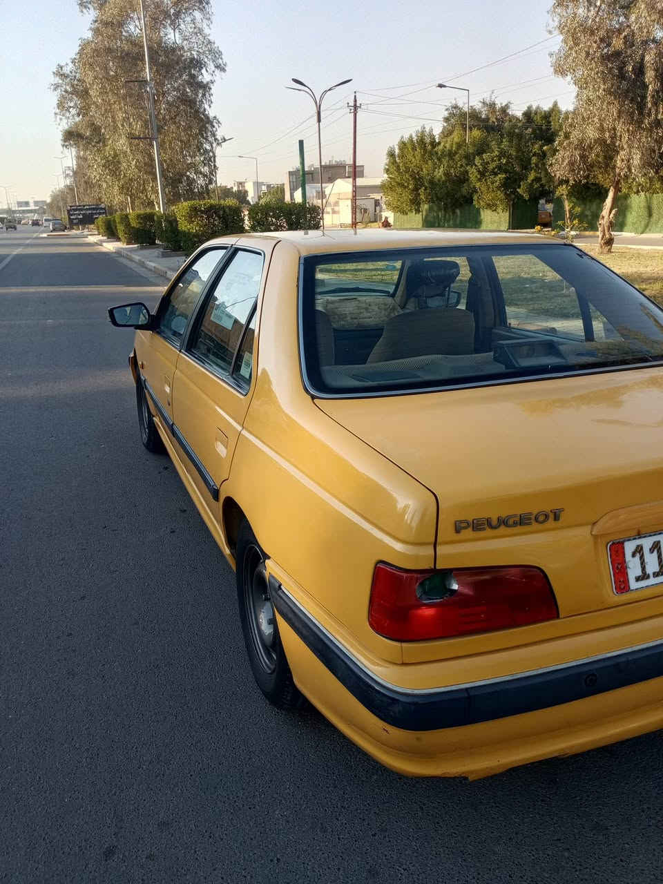 السلام عليكم بيجو بارص 2017 بغداد نكيليزي مصفره هيئه وغرامات مامطلوبه ولا ربع السعر 57وبيها مجال اتصل وتدلل اني خادم*********** مكان السياره الدوره سنويه بسمي
