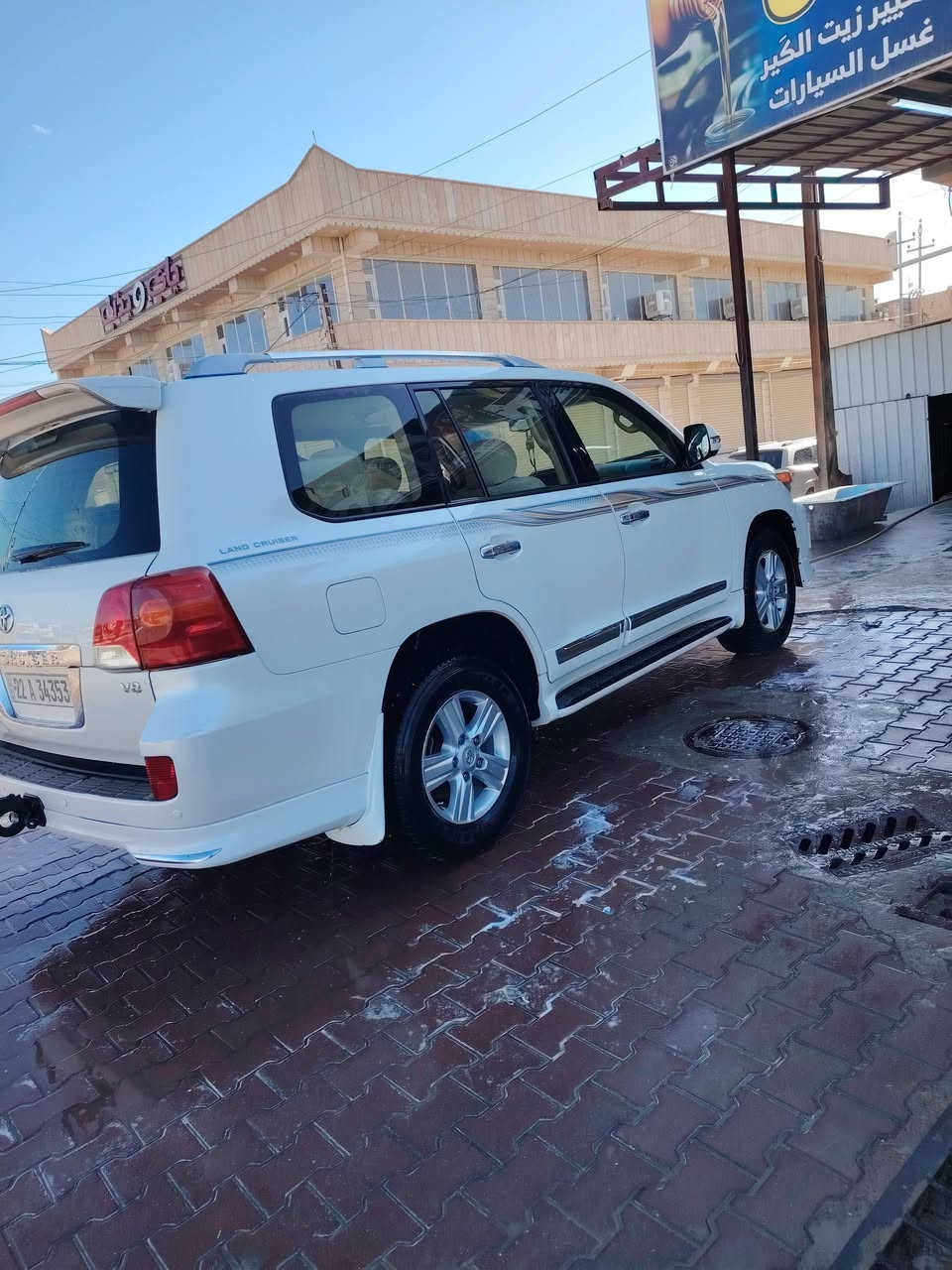 للبيع لاندكروز ٢٠١٣ خليجي GXR ماشيه ١٧٠ الف كم مكفوله من العاميه للدعايه 8 سلندر فقط حالوب وبارد خفيف بالجاملغ الخلفي رقم أربيل نظيفه جدا السعر ٣٤٠ ورقه هاتف ***********
