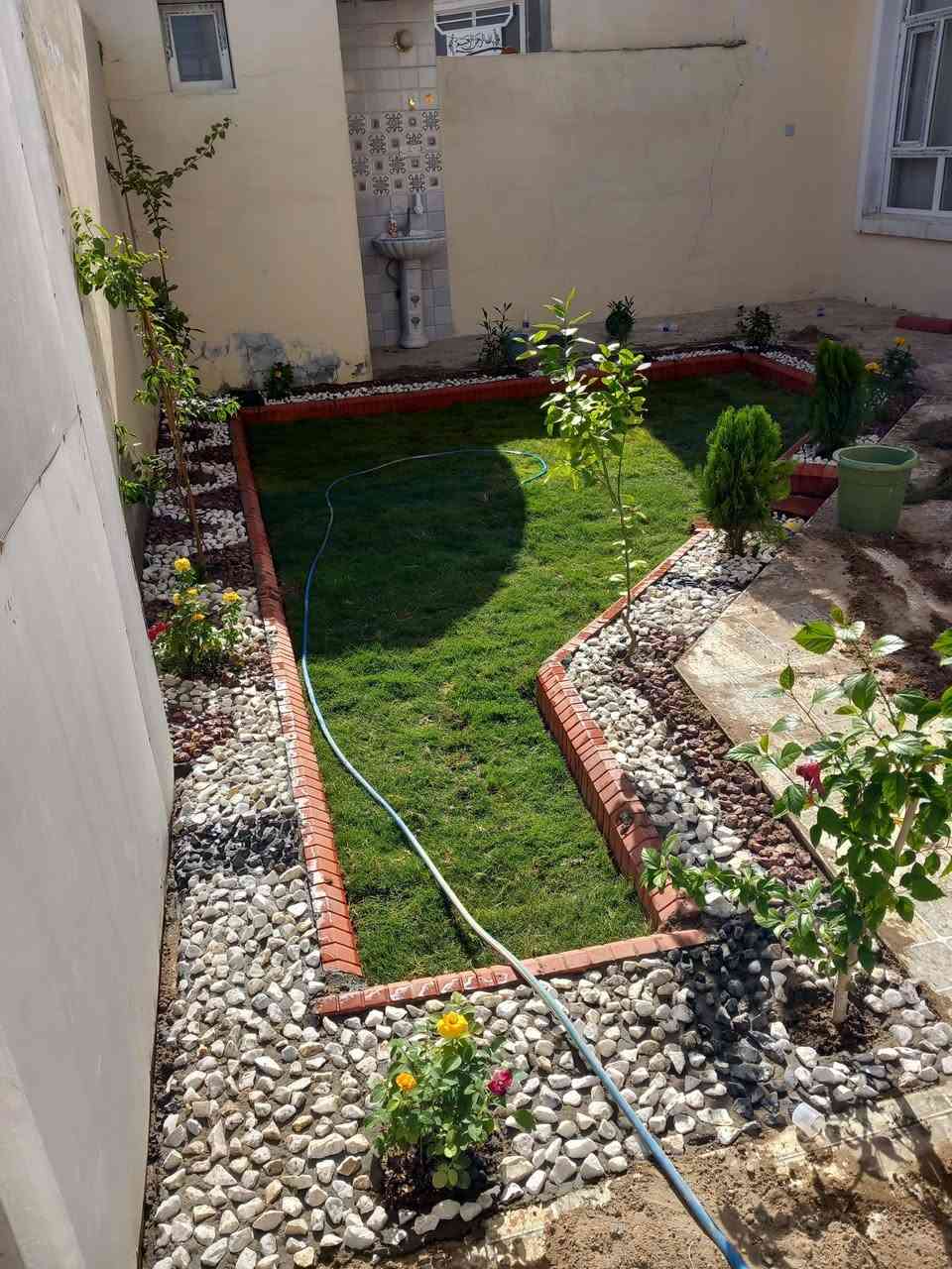 كادر ديكورات وتصميم حدائق باأحدث التصاميم وأنسب الأسعار للعمل الاستفسار مراسله الصفحة او الاتصال ***********
