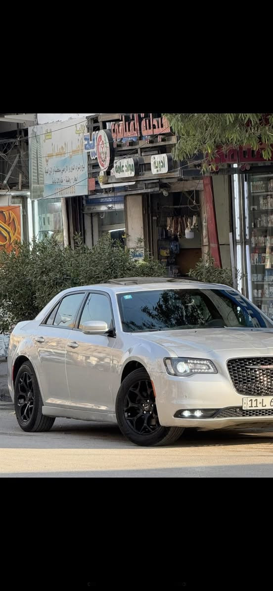 السلام عليكم اوبامه مديل 23 s فول موصفات برقم بغداد حادث موضع بل منشور السعر 273  وبيه مجال قليل ***********
