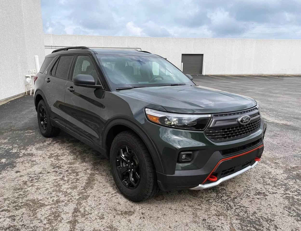 𝟐𝟎𝟐𝟑 𝐅𝐎𝐑𝐃 𝐄𝐗𝐏𝐋𝐎𝐑𝐄𝐑-𝐓𝐈𝐌𝐁𝐄𝐑𝐋𝐈𝐍𝐄

‎فورد اكسبلور (TIMBERLINE) موديل : 2023
‎عدد المقاعد ( 7.راكب )
‎عداد المسافة : ٤١ الف
‎حجم المحرك : 2.3L TURBO ( 4,سلندر )
‎ ( بجم وخلفي كبس )
‎ ( مكفول دعامية لدعامية بشرط )
( فقط  جاملغ +بونيت صبغ و بدون ارباكات )
(ارباك هەموو بیلادە نەتەقیوە)
‎ژمارە كاتی نەشكاوە (۳مانگی لەگەڵە)
‎المواصفات : 𝐓𝐈𝐌𝐁𝐄𝐑𝐋𝐈𝐍𝐄
‎فـــول فـــول مـــواصفـــات 1/1
‎دفع رباعي : 𝟒𝐖𝐃
‎فتحة سقف بانورما
‎كيج الكتروني
‎بصمة ابواب
‎بصمة تشغيل
‎تشغيل عن بعد ,𝐑𝐄𝐌𝐎𝐓𝐄 𝐒𝐓𝐀𝐑𝐓
‎سيتم سماعات ,𝐁𝐀𝐍𝐆&𝐎𝐋𝐔𝐅𝐒𝐄𝐍
‎شاشة دشبول ديجيتال
‎شاحن هاتف لاسلكي 
‎كاميرة °360 
‎كاميرة امامي
‎كاميرة جانبي
‎كاميرة خلفي
‎كير ماوس 
‎هاند بريك بصمة
‎اوتو هولد (𝐀𝐔𝐓𝐎 𝐇𝐎𝐋𝐃)
‎اوتو ستارات (𝐀𝐔𝐓𝐎 𝐒𝐓𝐀𝐑𝐃)
‎اوتو ستوب (𝐀𝐔𝐓𝐎 𝐒𝐓𝐎𝐏)
‎رادار امامي (تحديد مسار)
‎رادار جانبي  (نقاط عمياء)
‎رادار خلفي (التحذير من الاصطدام)
‎حساسات °360
‎حساسات امامي 
‎حساسات جانبي
‎حساسات خلفي
‎نظام (𝐄𝐂𝐎)
‎نظام (𝐍𝐎𝐑𝐌𝐀𝐋)
‎نظام (𝐒𝐏𝐎𝐑𝐓)
‎نظام (𝐓𝐎𝐖/𝐇𝐀𝐔𝐋)
‎نظام (𝐒𝐋𝐈𝐏𝐏𝐄𝐑𝐘)
‎تحكمات استيرن
‎استيرن هيتر 
‎كشنات جلد
‎كشنات كهربائي 
‎كشنات هيتر 
‎صندوق شفط كهربائي 
‎لايتات ليـــ𝐋𝐄𝐃ـــد وعدسة زينون بلادي
‎بلوجكترات ليـــ𝐋𝐄𝐃ـــد بلادي
‎بكلايتات ليـــ𝐋𝐄𝐃ـــد بلادي
‎ويــــل كــــروم 
رقم شاصي : 1FMSK8JH7PGA13282
‎تفاصيل اكثر الاتصال على ارقام التالية
☎️***********
☎️***********
٢٦٨$
‎عنوان📍 رانيه رانية, السليمانية
