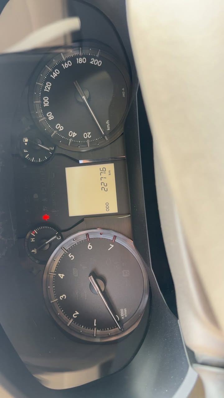 برادوTXS .2023
ماشية ٢٢٥٠٠ 
مد نايت الجديد
مكفولة كفاله عامه كلين
كشنات كهرباء 
حجم المحرك V6 
مفتاح التشغيل بصمة
فتحة سقف سلايد روف
‏ABS
فور ويل 
شاشة اصلي
كامرا دوارة
اشارة ترحيب ب دوسات
حساسات امامية
حساسات خلفية
لايت زينون + LED
كشافات زينون
بك لايت LED
حجم الاطارات 19
مقود جلد حياكة
مثبت سرعة
المودات والاوامر الصوتية
حركة المقاعد الامامية كهرباء
نظام تبريد للمقاعد الامامية
مقاعد عدد 7
مقاعد جلد 
تبريد شاشة
ثلاث قطع تبريد
ثلاجة
شاشة لتحكم التبريد الخلفي
نظام نزول منحدرات
نظام مانع تزحلق
نظام حساس اطارات
‏SPORT
اشاير بالمري والمري قابله للطي
مخرج USB
‏Bluetooth
مخرج منفذ الطاقة
حاملات اكواب
هوك خلفي
شفتات ستيرن 
شاحن موباي
رقم اربيل شرط تحويل مباشرة 
السعر 75 مليون قفل
للأستفسار ***********
