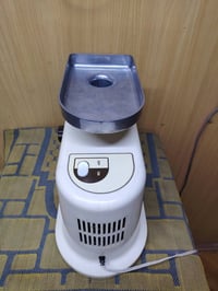 عندي ماكينة ثرم لحم توشيبا ياباني نظيفة كلش للبيع بسعر ١٠٠ الف مكاني ا...