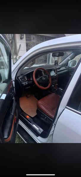 1:لكزز موديل 2011رقما”بغداد  سنويه مجدده
سياره بريم 

2:مكينه 5700ع وضع شركه 
 
3:تبريد 3قطع 
4:سبعه راكب 
5:جنطه كهرباء
5:جميع الكشنات كهرباء 
6:عتب ضوئيه 
7:اناره ارضيه حساسات امامي وخلفي 
8:جوبلسات شغاله 
9:مرايه قلبه عند الرجوع 
10:كشنات تدفئه تبريد 
 
11:كامرات عدد 3
12:فتحه 
بالسقف DVDمع الكانترول 
رادار 
13:لايت زنون أصلي 
14:كشنات جلد 
15:كشن السايق خزن ميموري
16:داخل صاج 
16:ستيرن كهرباء 
17:زراقه لايت 
18:إشعار ترحيب 
19:جكات  
20: ثلاجه 

21:تخم تايرات جدد ياباني الأصلي 
22:حداديه خلفيه اماميه جديده 
ملاحظه 
السيارة كلش نظيفه وجاهزه من كل النواحي كفاله عامه
وأحلى من الصور بهواي سياره مال جناي برغي ماعايزه 
 مكينه وكير وحداديه جدد تبريد ثلج  تخم تاير كهربائيات كله شغاله سياره جديده 

مكانها بغداد /للإستفسار 
السعر:(350$)
 
***********  بي واتساب
