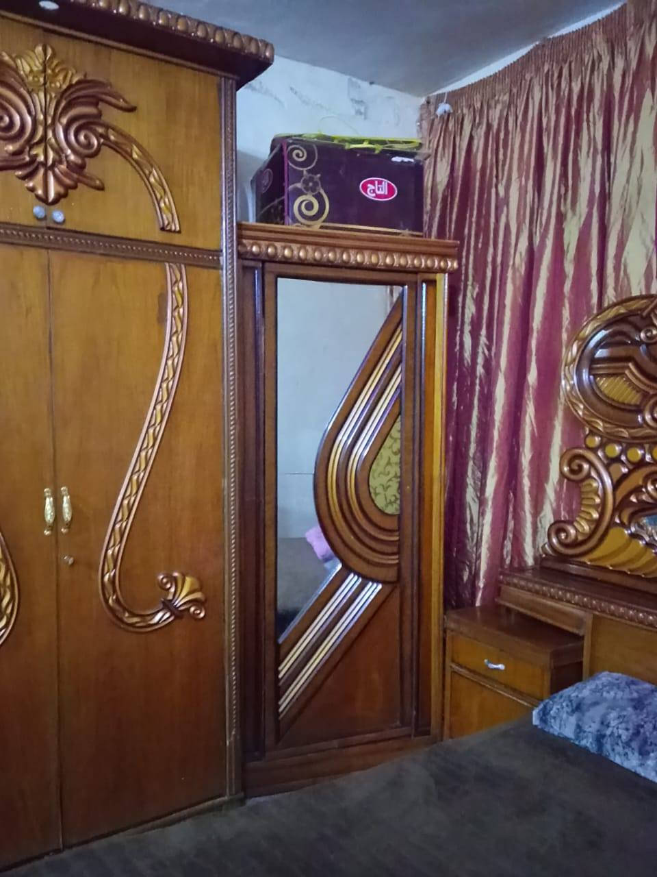 غرفه صاج خشب ثكيل تكمة ٦ ابواب شرط مثل ماموضحه بصورة تجي تفتح وتاخذها على حطتها مثل بصورة الزاوية باب دوارة موديل كلشششش حلوة
العنوان الكرغوليه سايد الواحد 
***********
غرفه صاج خشب ثكيل تكمة ٦ ابواب شرط مثل ماموضحه بصورة تجي تفتح وتاخذها على حطتها مثل بصورة الزاوية باب دوارة موديل كلشششش حلوة
