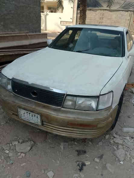 سياره اكزز موديل 91مكينته بطه ثنين ونص شغاله للبيع رقم انبار مشروع وطني 
*********** بغداد
