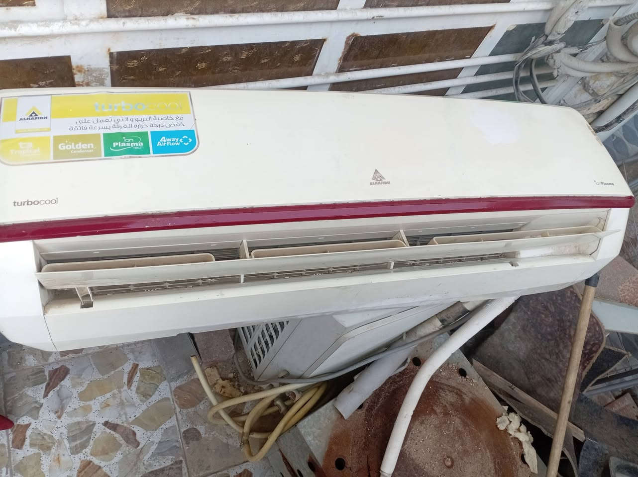 السلام عليكم
سبلت الحافظ للبيع شغال مابي شي السعر ٣٠٠


**إذا كنت صاحب هذا الإعلان وتريد حذفه لأي سبب، رجاءا أرسل رسالة إلى الدعم الفني**