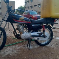 هوندا • سي جي ١٢٥