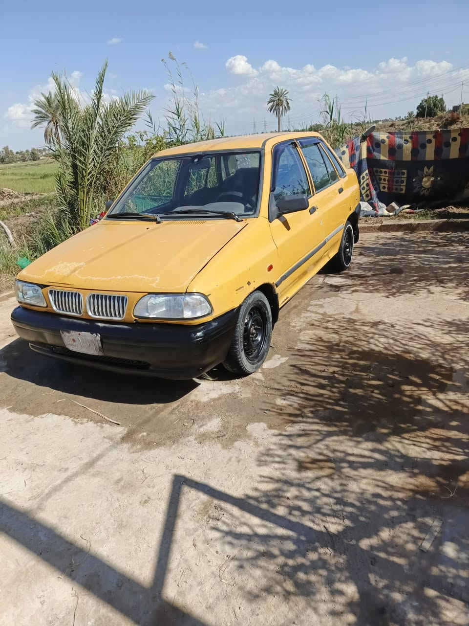 السلام عليكم سايبه مديل ١٢جاهزه بس رابع يفلت والباقي جاهزه شواصي كهربائيات خير من الله السعر١٠ورقات ماندل راعيه ابيع كوم حديد العنوان نجف مشخاب ***********
