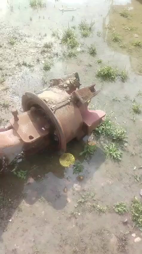 للبيع سعر 600,000.مكان سامراء الخط السريع  رقم الهاتف   ***********
