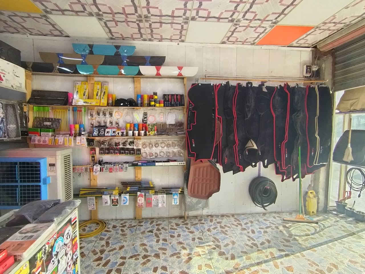 من رخصة الادمن
للبيع محل كماليات جاهز و على حسب الأصول موقعه كلش حلو و رصيفه 4 م وسياره تدخل للمحل مكانه بحي ميسان شارع جوهرت العرب سبب البيع عدم التفرغ والي يريد بس الغراض هم ابيع جوه سعر الجمله مفرد هم ابيع توصيل موجود للاستفسار اتصال وات ساب ***********
