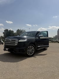 لاندكروز بريم • VX ليمتد • رقم بغداد