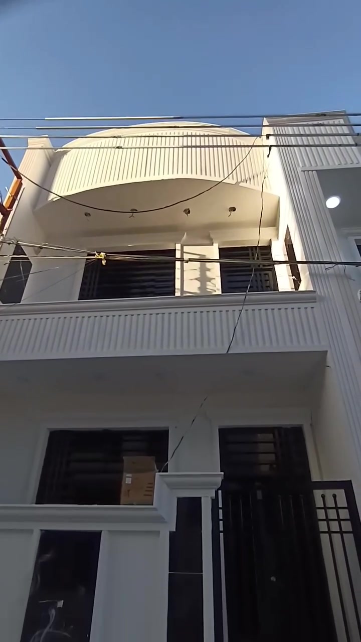 سلام عليكم تنضيف وصبغ الشبابيك
يوجد كادر كامل التنضيف الشبابيك 
والصبغ مكاني بغداد اتصل بنا *********** تواصل واتساب
