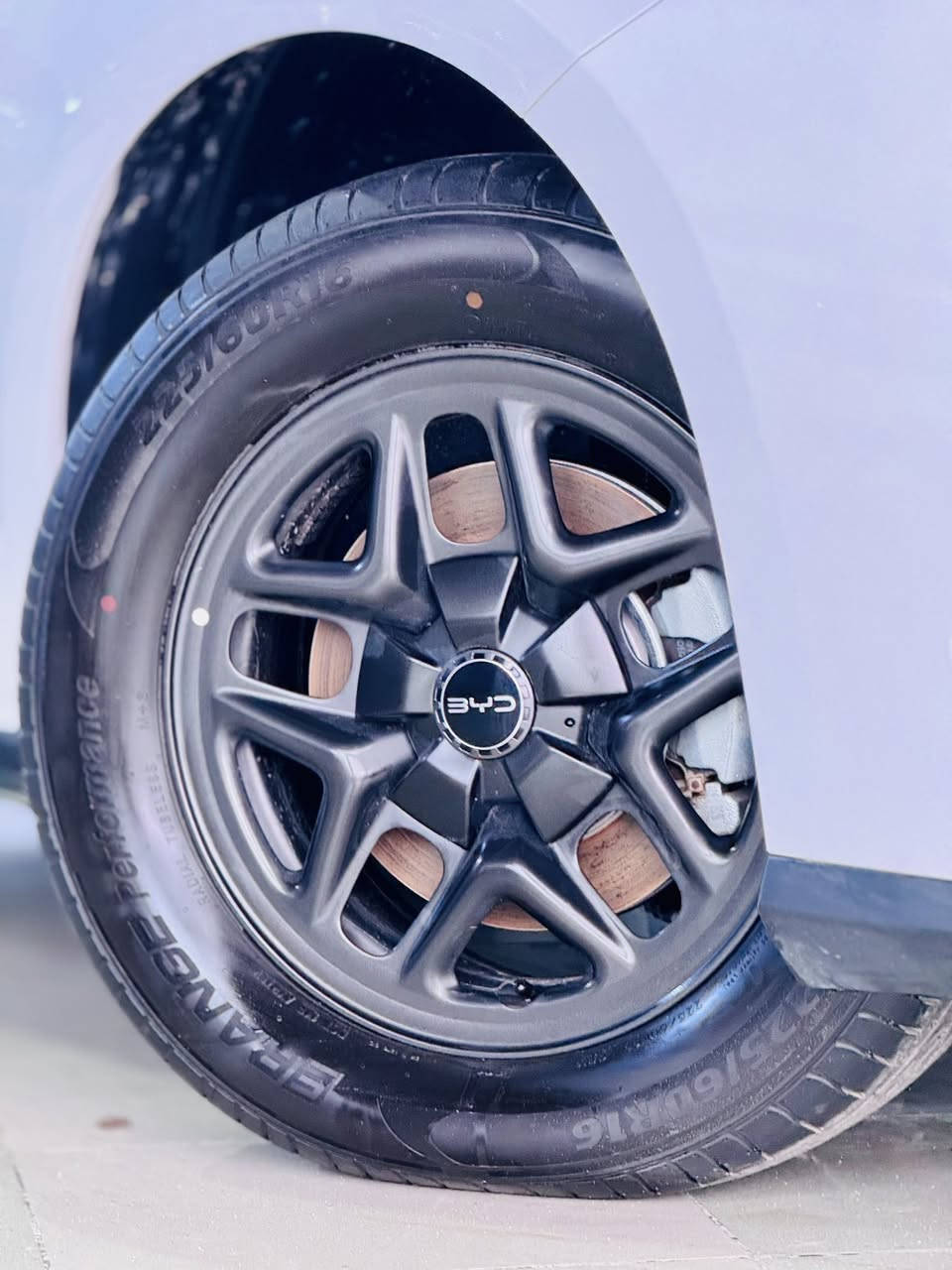 ﷽

‎(مجموعة شركات فراس الحمداني اربيل شارع ١٠٠ م )

BYD SEAL 05
ويل اسود

الموديل : 2025

اللون : ابيض 

السعر : 11,500 $$

المسافة المقطوعة : صفر كيلو متر ( زيرو )

حجم المحرك : 4 سلندر ( 1،5L )

محرك هجين ( بانزين - هايبرد - كهرباء )

نسخة DM-i

بدون رقم ترقيم شمالي ( اربيل - سليمانية - دهوك )

المواصفات : 

بصمة - كارت 
بصمة تغشيل عن بعد
بصمة باب
ويل كب كروم 
لايت زينون
اشارات ليد
اشارات مري
شاشة لمس
كشنات جلد لون ابيض
كير شكل جديد ( شخاطة )
هاند بريك اوتوماتيك
كاميرا خلفية
حساسات خلفية
وبقية المواصفات المعروفة 

العنوان : 

اربيل شارع 100 م مقابل الشركة العامة لتجارة المواد الغذائية 

للاستفسار والاتصال على الارقام التالية :

‎ابو علي  
***********
***********

حواس 

***********
***********

زيد 

***********
