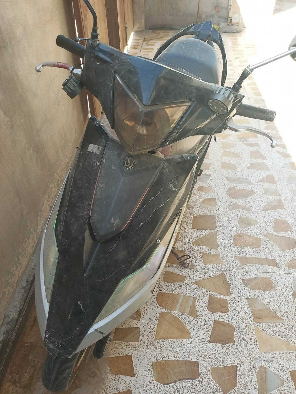 ماكس 140 كهربائيات كلها شغالة لايتات اشاير كلهن شغالات تايرات جدد كابريته جديدة بلادي... الدراجة عايزها فقط باتري وبي خيط تبخير السعر 100 فقط


**إذا كنت صاحب هذا الإعلان وتريد حذفه لأي سبب، رجاءا أرسل رسالة إلى الدعم الفني**