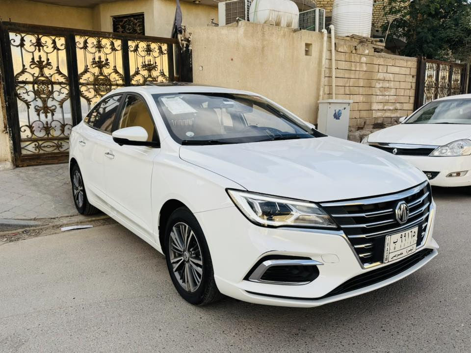 للبيع ام جي فايف mg5 موديل 2024 السياره اعلى فئه فول مواصفات وارد خليجي استلام شركه رقم بصره بأسمي السياره بيها صبغ فقط القبق الصندوق شي قليل ولباقي كفاله السعر 123 وبيها مجال للاستفسار ***********
