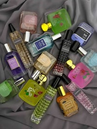 كارتون عطور • ٣٠ عطر • توصيل مجاني