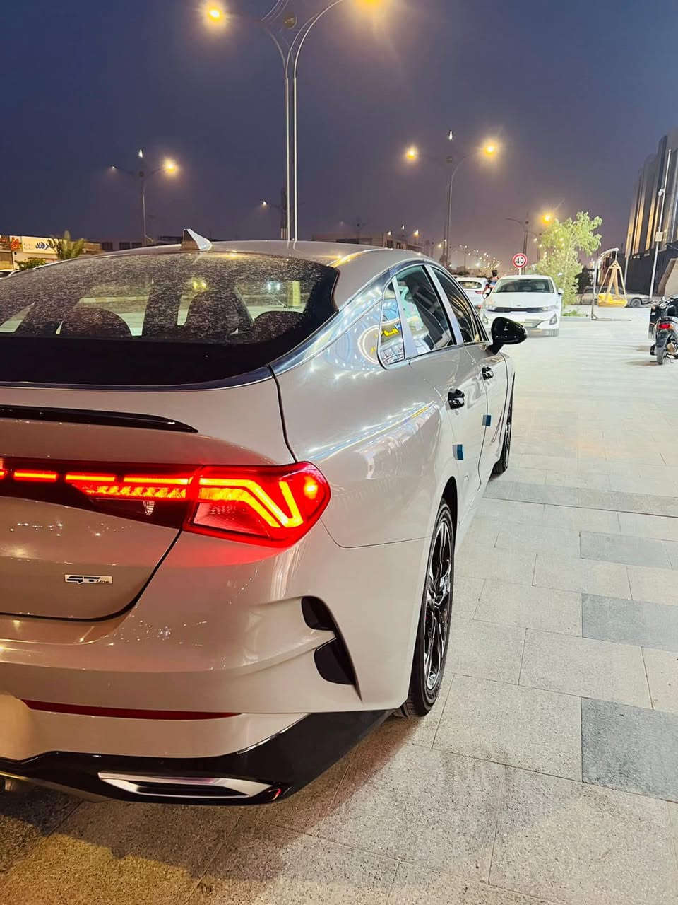 كي  K5 موديل 23 وارد أمريكي 
جتي لاين 
رقم بغداد أنكليزي تحويل مباشر 
جاهزه من كل شي 
حادثه بنيد وارباك باقي كفاله 
مواصفات فول 
مكاني ذي قار 
تواصل واتساب او تصال 
***********
