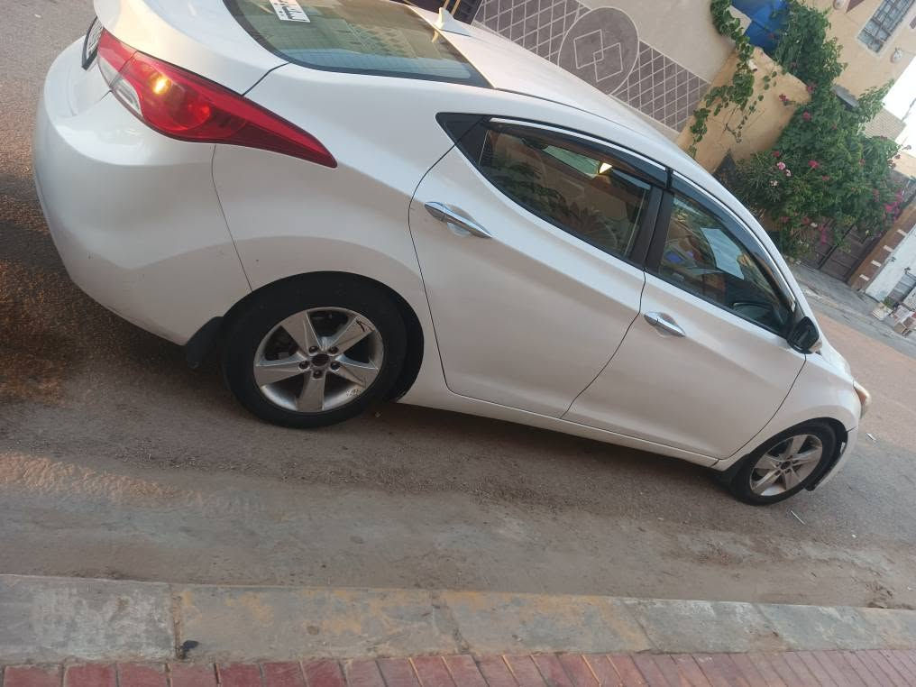 النترا للبيع موديل 13امريكي ليبل واحد مكينه 1800 مكينه وحداديه وتبريد ممتاز كربلاء السعر 107وبيهة مجال *********** كربلاء, العراق
