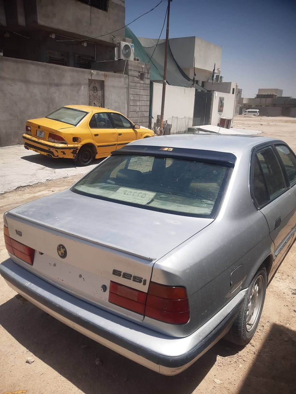 بي ام رقم اربيل
محرك بلادي وكير اوتماتيك
السياره بيها كازكيت
مكلف بالنشر باقي التفاصيل يم راعيها
***********
السياره بالبصره الزبير
