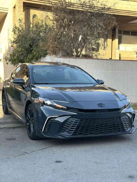 السلام عليكم 
تيوتا كامري 2025 هايبرد وارد امريكي  
ضرر السياره دعاميه اماميه فقط و بيها بارد بالنيد على كد شبرين بدون تبديل اي قطعه حتى الدعاميه بلاديه 
ماشيه 23,000
مواصفات السياره فول افول شي ب SE
رادار 360 
فول تحكم ستيرن 
تدفئة كشنات 
مثبت سرعه 
رادار تفاعلي 
رادار جانبي خلفي 
شفتات 
داخل جلد 
تبريد قطعتين 
كشن كهرباء 
تبريد بيانو منفصل 
كامرة خلفية 
شحن لاسلكي 
تحديد مسار 
بصمة + دخول ذكي
ضيف وياهن شاشة جبيرة 
اندرويد اوتو 
ابل كار باي 
تدفئة بالمري 
تدفئة ستيرن 
جام اوتو 
المراية الداخلية تعتيم 
انارة داخلية والخارجية LED
السعر 248 ورقه وبيها مجال بسيط جداا 
مكان السيارة بغداد الغزالية 
رقمي ***********

