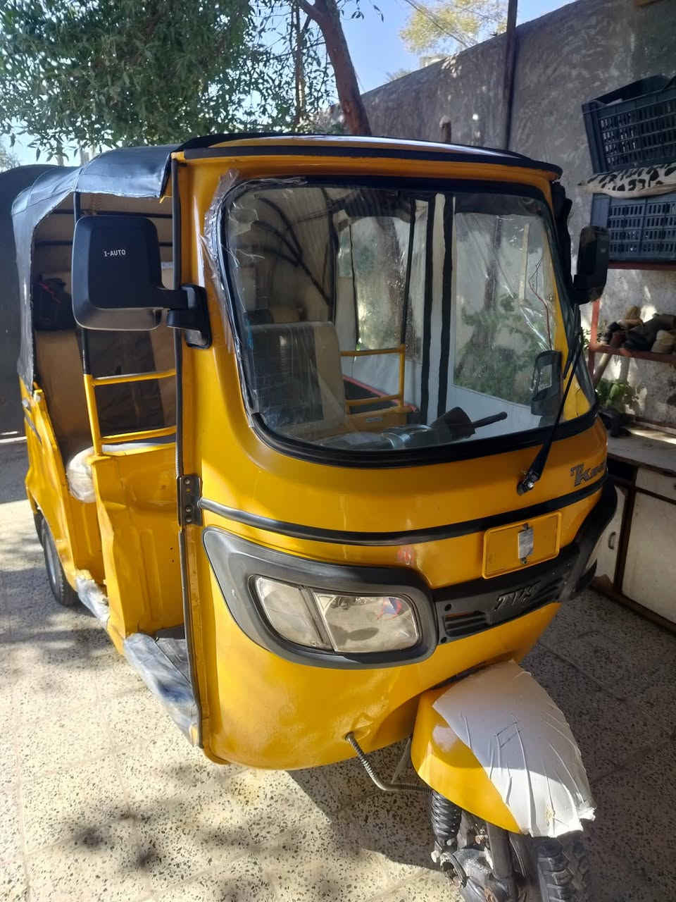 سلام عليكم تكتك TVS موديل عشرين بنهايه العشرين مرقمه  نضيفه سعر 6 ملايين وبيهه مجال
المكان بغداد الدوره
لتواصل ‏‪***********‬‏
