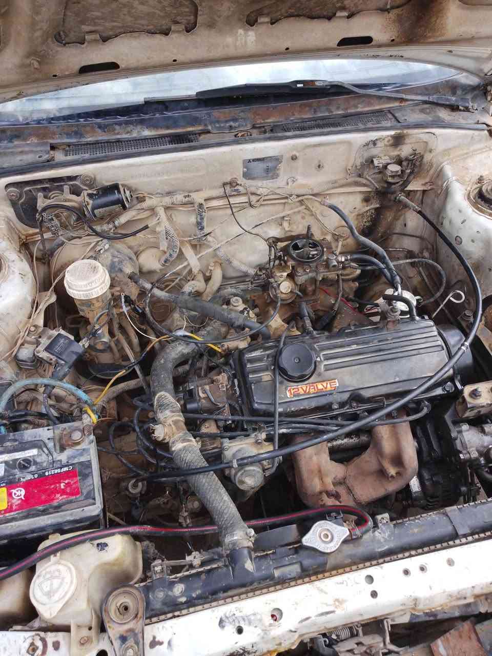 مستبوشي لانسر محرك معمر 
كهربائيات كامله مسجله تريد تحويل وكاله 
السعر 800وبيها مجال 
***********
