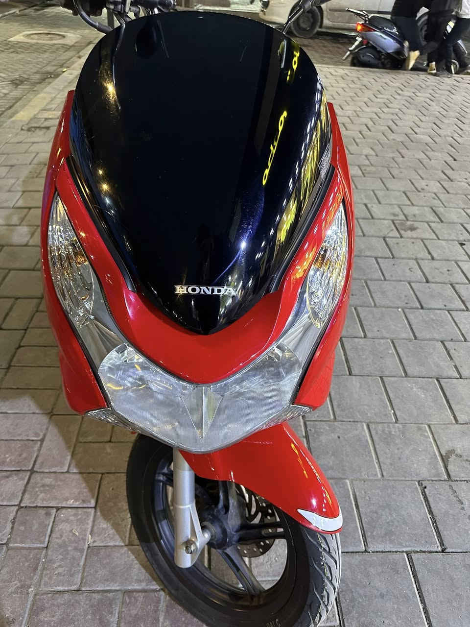 السلام عليكم دراجه bcxياباني جيل الاول
دراجه bcxياباني دراجه جديده كلها بلادي كفر مكينه بلادي دراجه شلعه ومعدل خير من الله دراجه محركها 150حساس زدحام ستان كهربائي كلها شغاله اي نقص مبيها دراجه فول الفول دبل سويجين 

شراي يتصل ‭٠٧٧٢ ٥٣١ ٣٧١١‬
