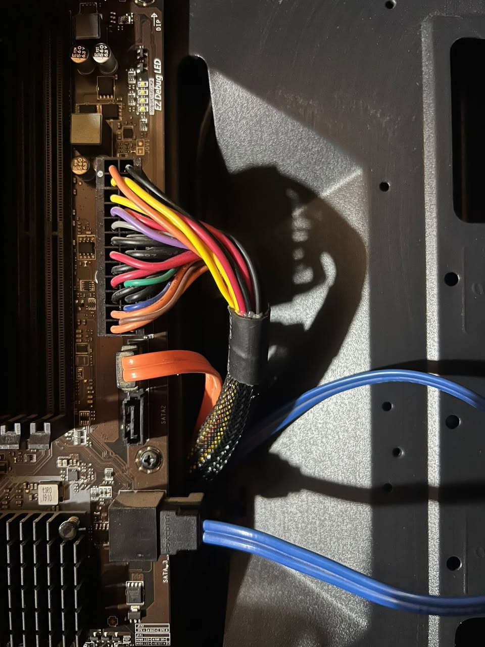 للبيع لاستفسار اتصل ***********
