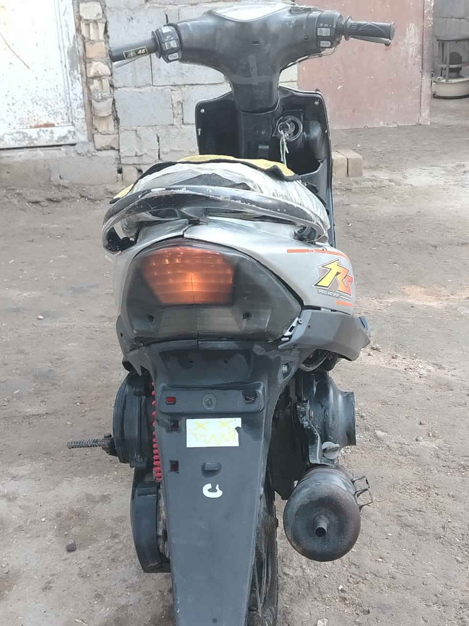 ماكس عدله للبيع سعر 275وبيه مجال مفتوح محرك  مره وحده مبدل بي ولفات ***********
